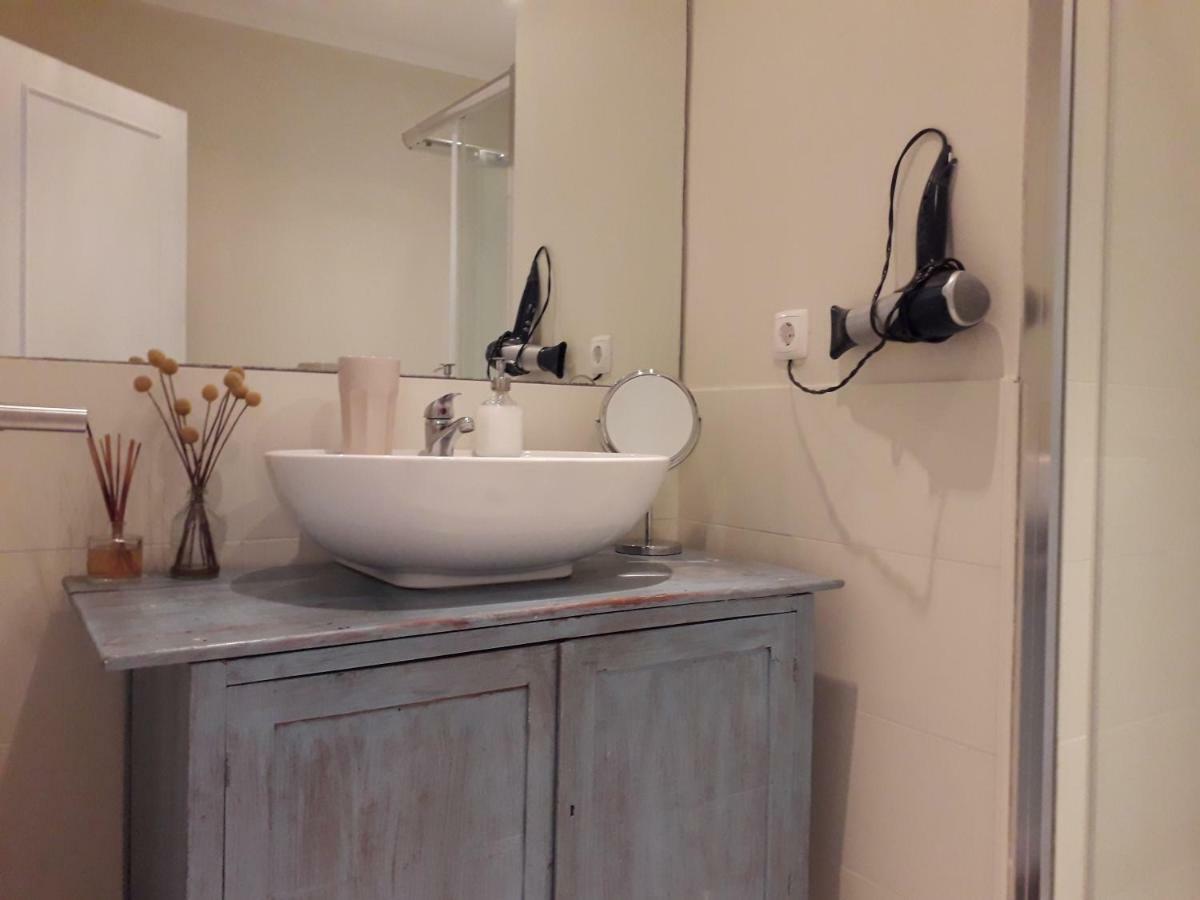 פונשל Peaceful Top Floor Apt W Balconies - Cambridge Right - Ac מראה חיצוני תמונה